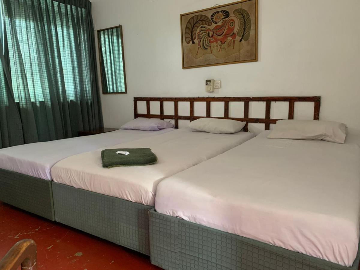 Nilani Hotel Ratnapura Exterior photo