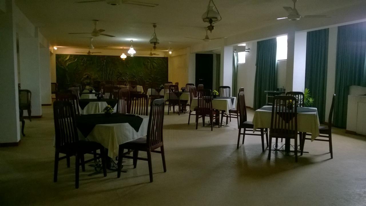 Nilani Hotel Ratnapura Exterior photo